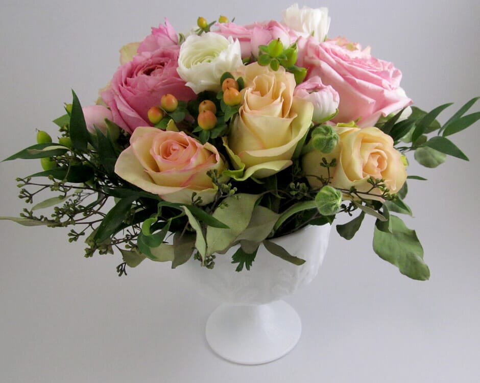 finished centerpiece with flowers