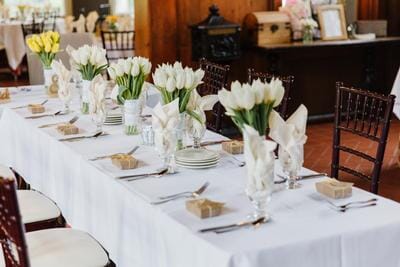 Simple Table-scape centerpieces
