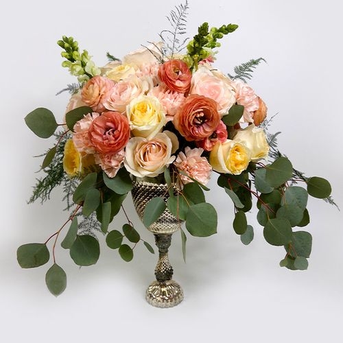 Pantone Peach Fuzz Flower Pack